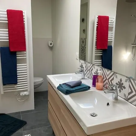 Très Belle Maison Moderne ,hyper Centre De Villa *