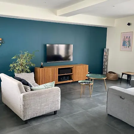 Très Belle Maison Moderne ,hyper Centre De *