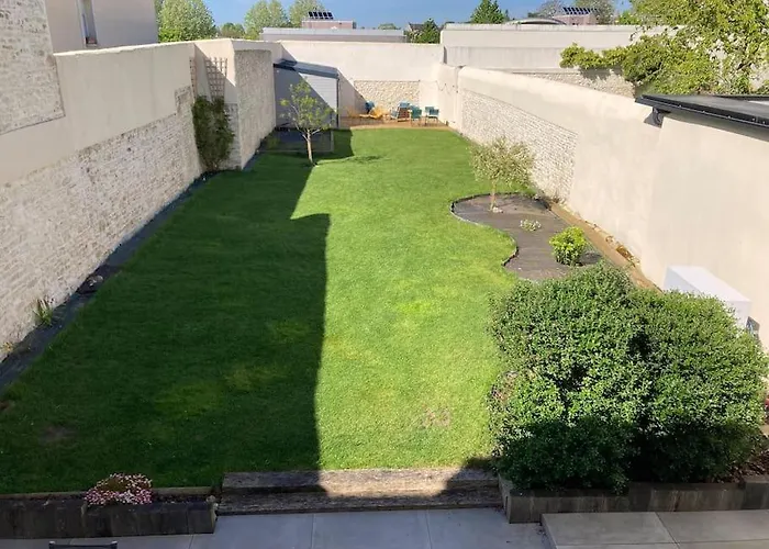 Tres Belle Maison Moderne ,hyper Centre De *